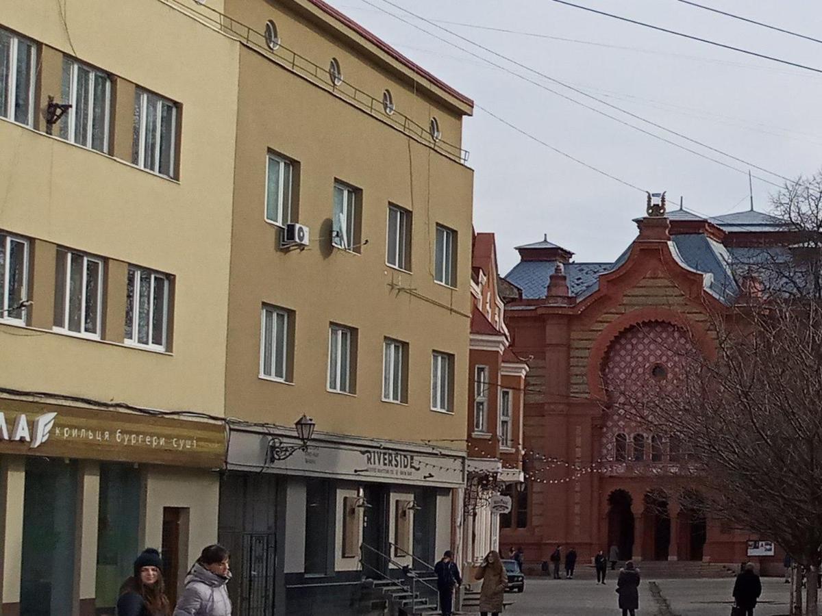 Затишна Двокімнатна Квартира В Самому Серці Ужгорода Экстерьер фото
